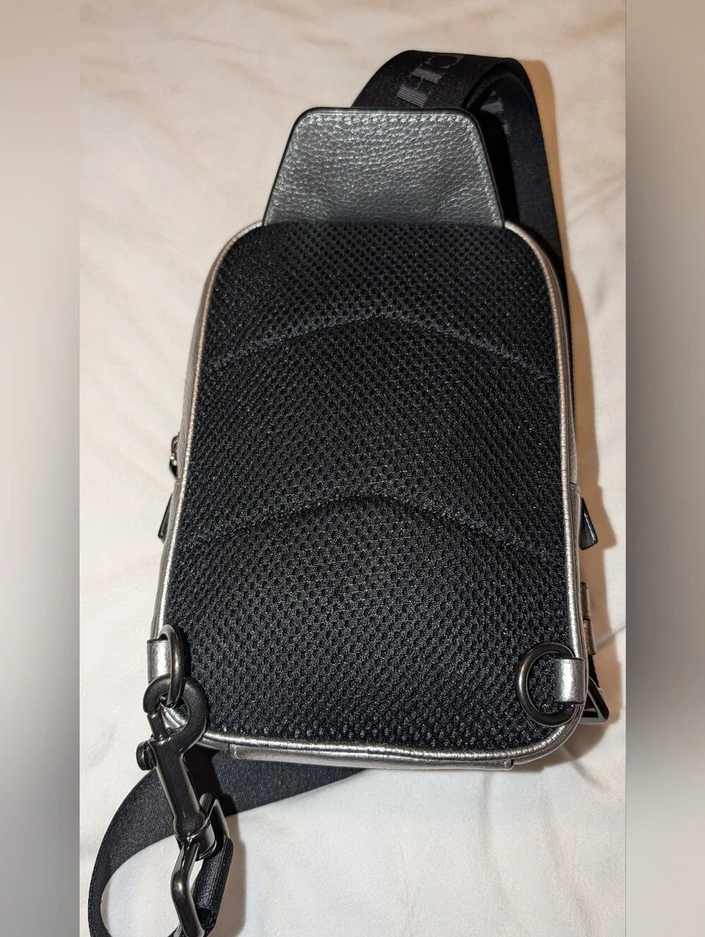 Coach Track Pack 14 Crossbody Sling Bag Metallic Ash Silver CP141 VGUC